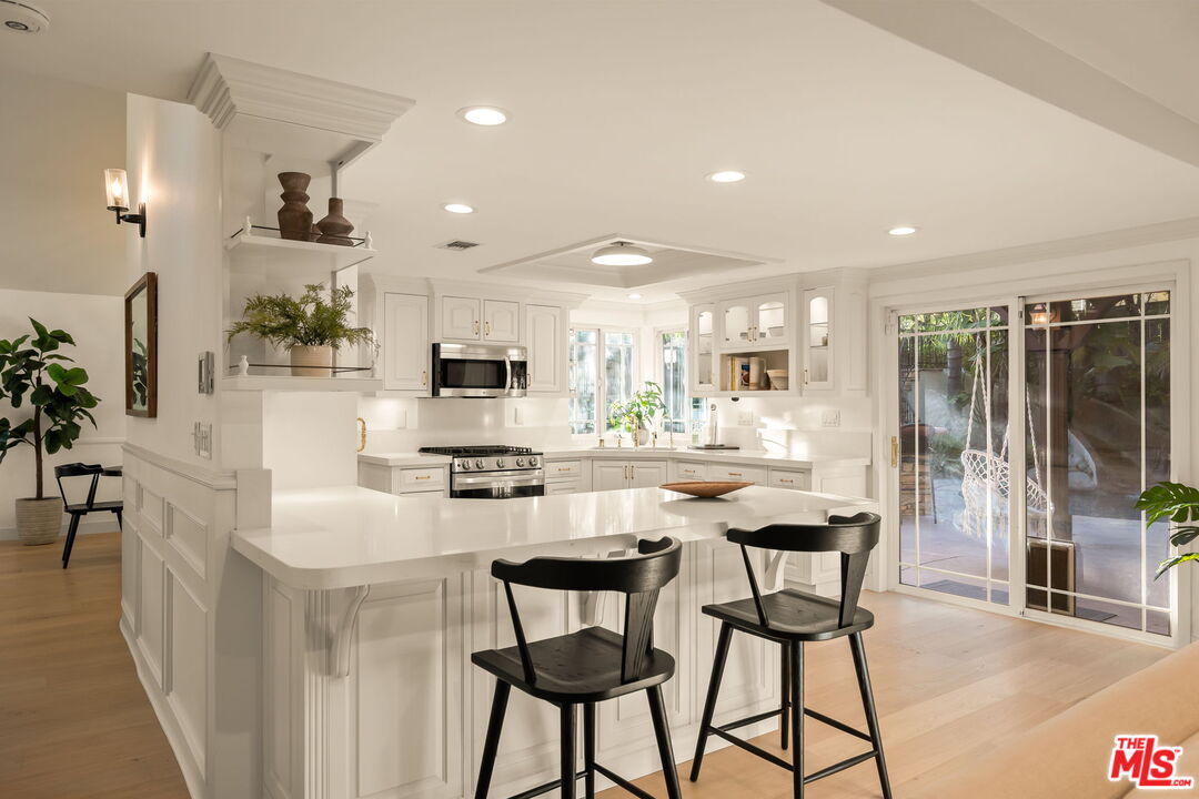 2233 Country Park Ct