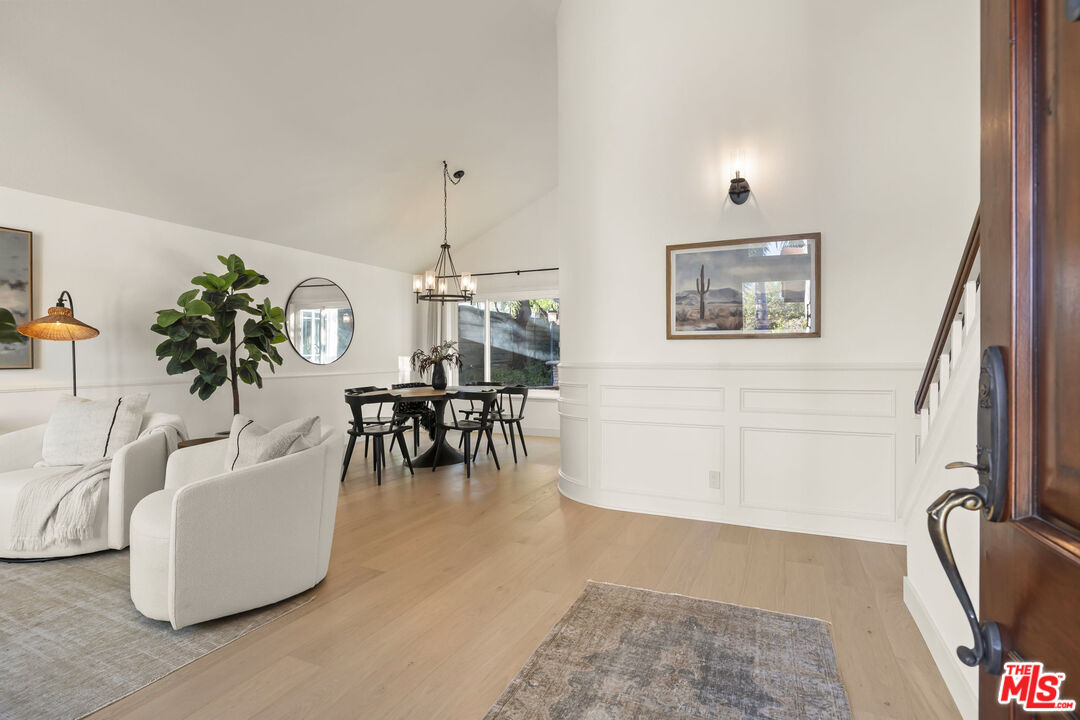 2233 Country Park Ct