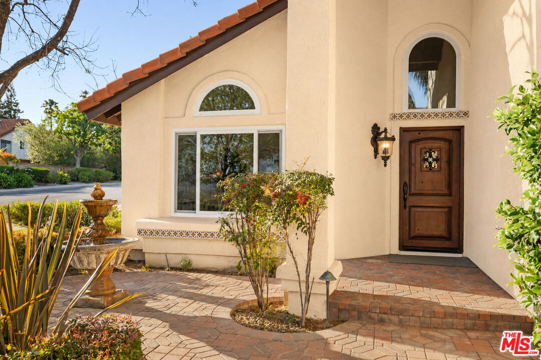 2233 Country Park Ct