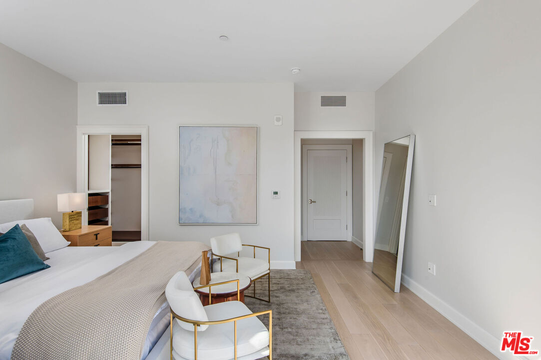 15225 Palisades Village Ln Unit: 206