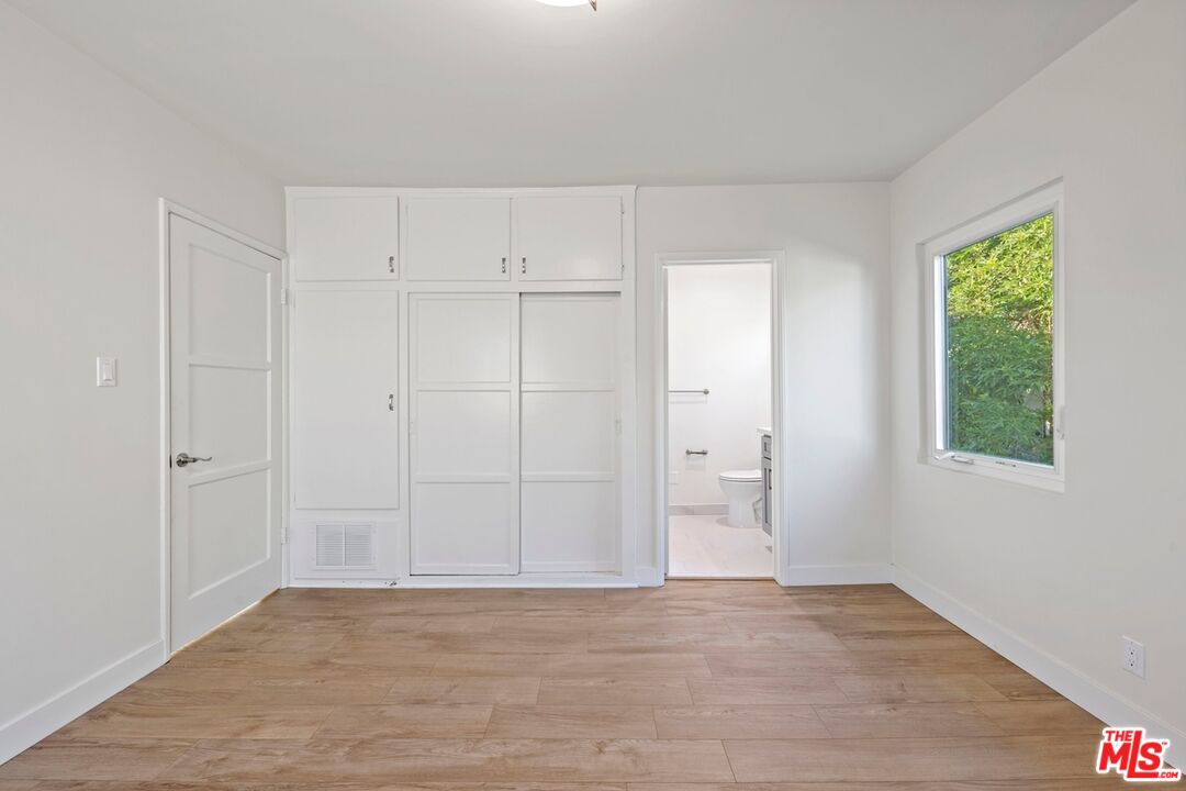 1252 N Crescent Heights Unit: 2