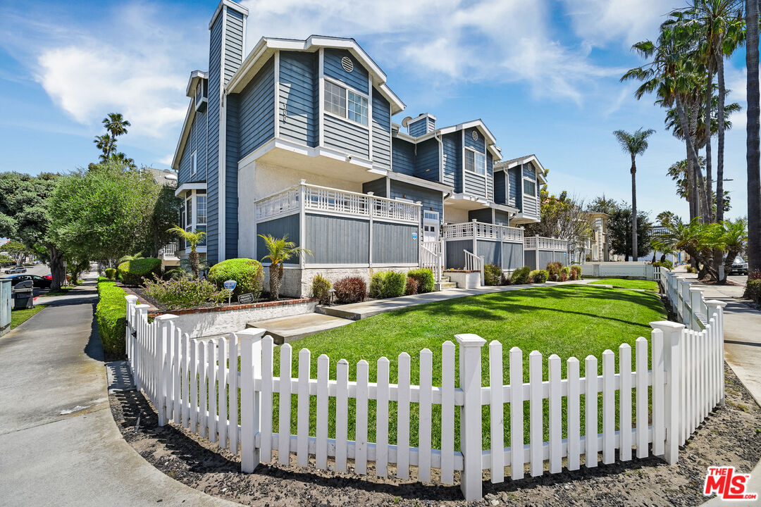 100 S Catalina Ave Unit: A