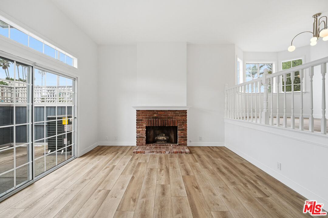 100 S Catalina Ave Unit: A