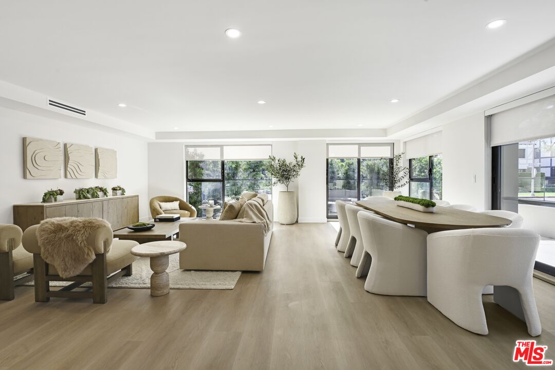333 N Palm Dr Unit: 106