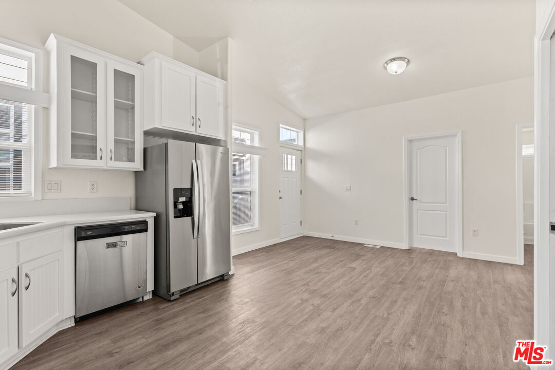 8250 Lankershim Blvd Unit: 92