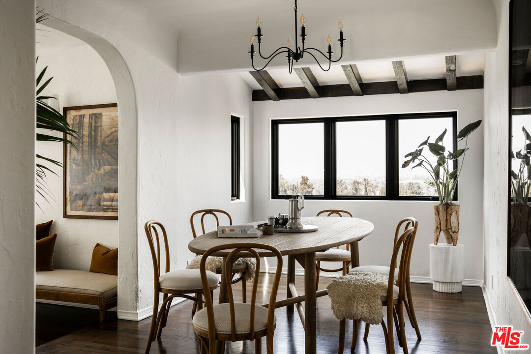 2558 Corralitas Dr