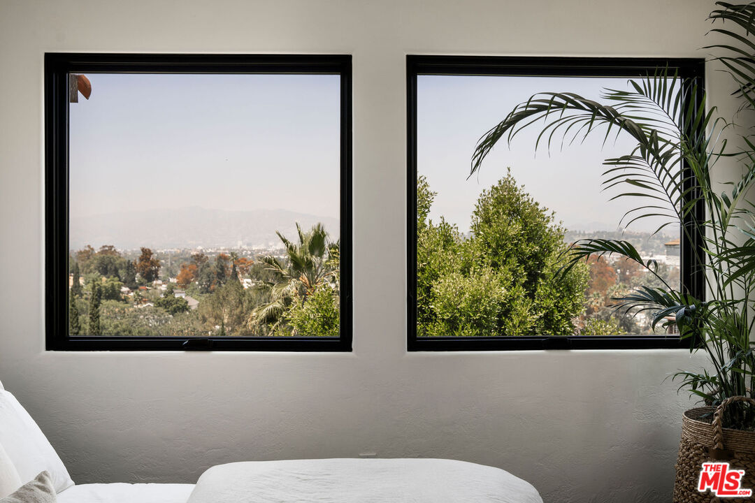 2558 Corralitas Dr