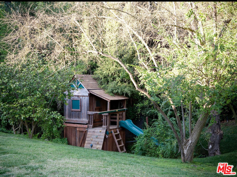 3326 Fryman Rd