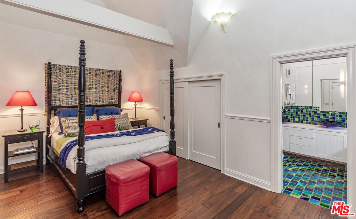 23416 Malibu Colony Rd