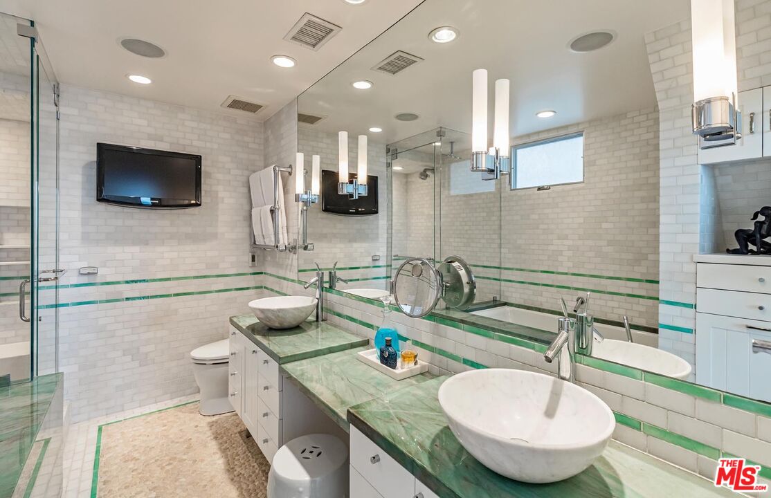 23416 Malibu Colony Rd