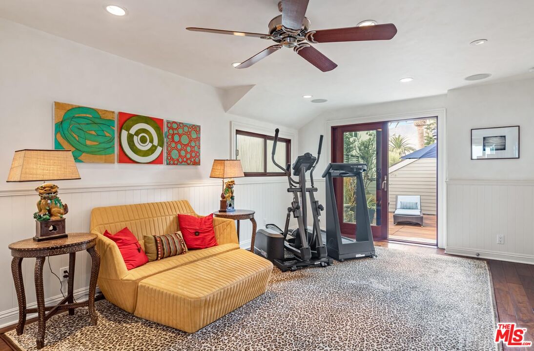 23416 Malibu Colony Rd