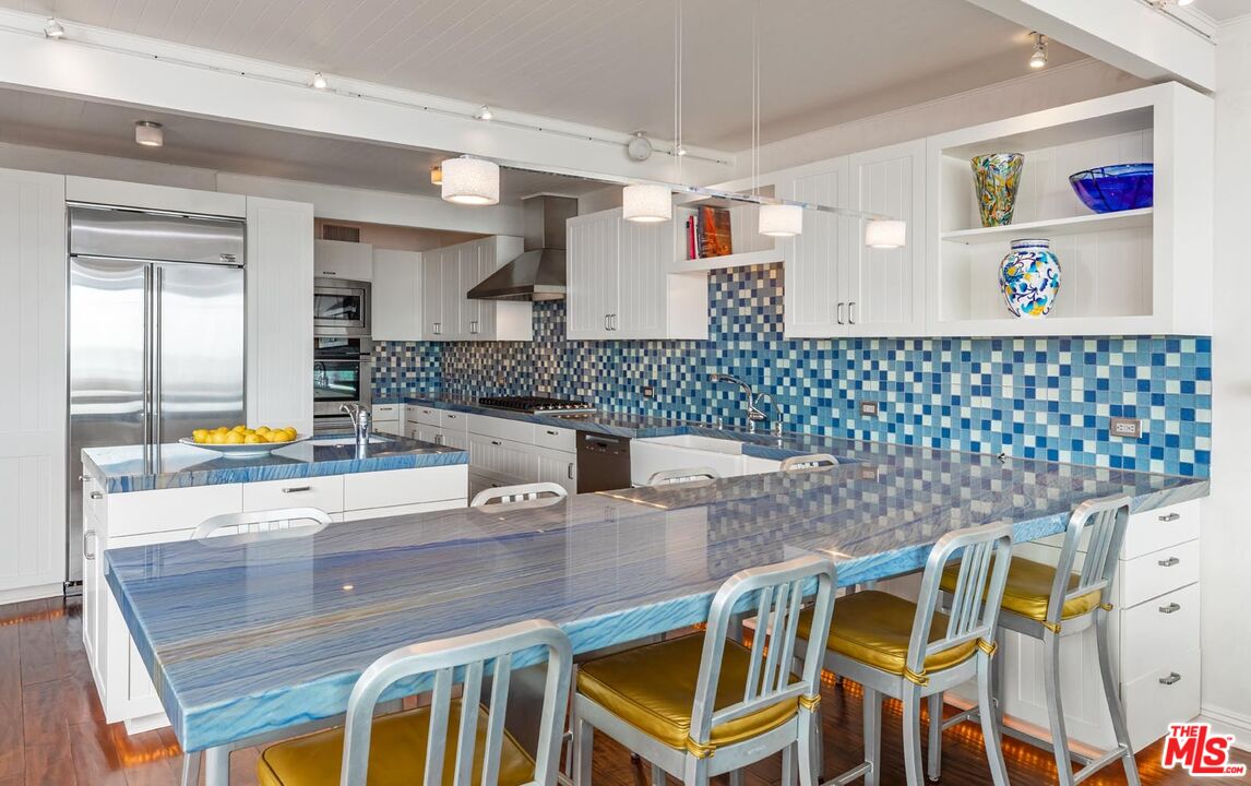 23416 Malibu Colony Rd