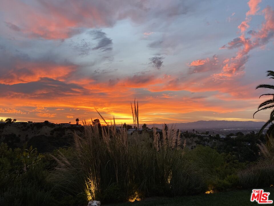 3539 Beverly Ridge Dr