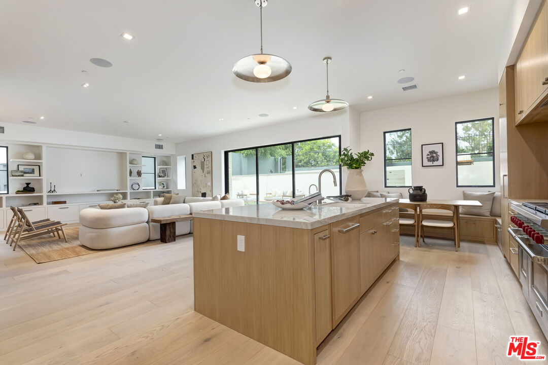 10359 Monte Mar Dr