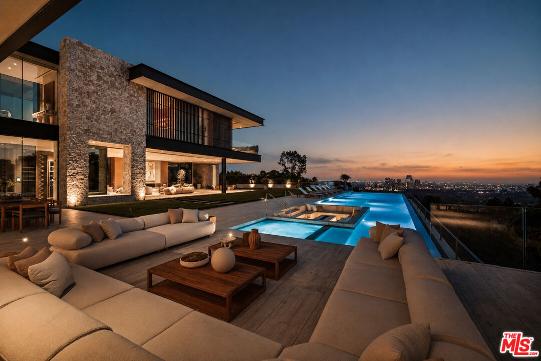1357 Laurel Way