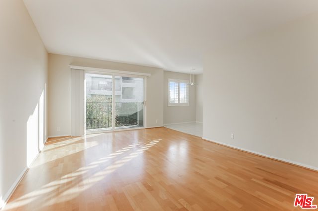 2308 Schader Dr Unit: 211