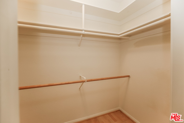 2308 Schader Dr Unit: 211