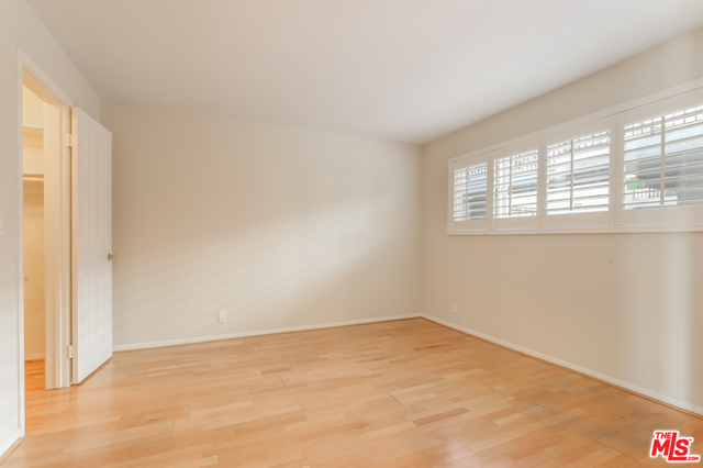 2308 Schader Dr Unit: 211