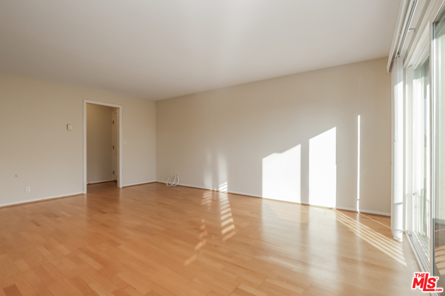 2308 Schader Dr Unit: 211