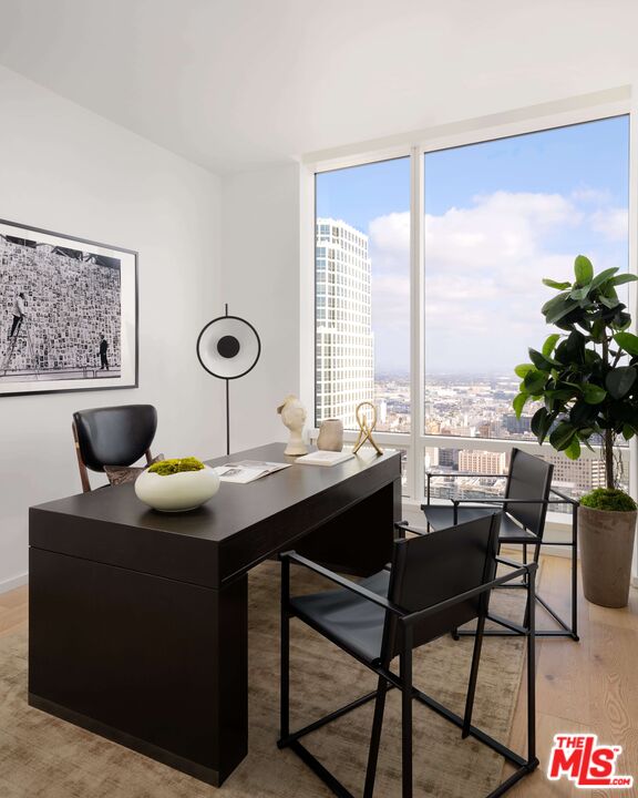 1000 W 8th St Unit: 5801