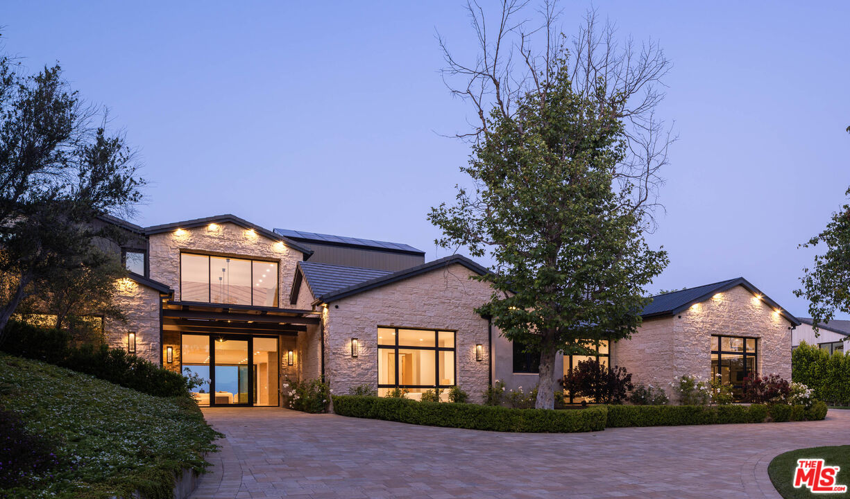 25079 Jim Bridger Rd