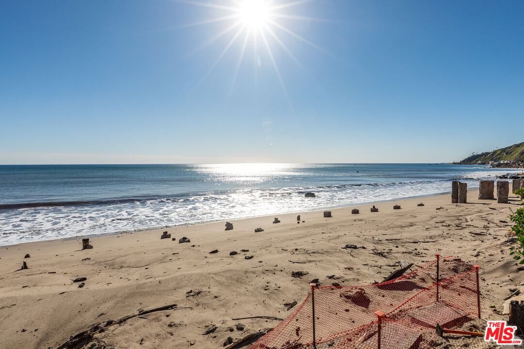 19042 Pacific Coast Hwy