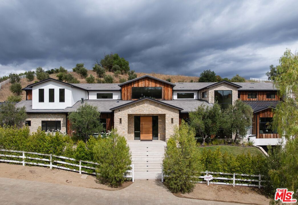 24247 Bridle Trail Rd