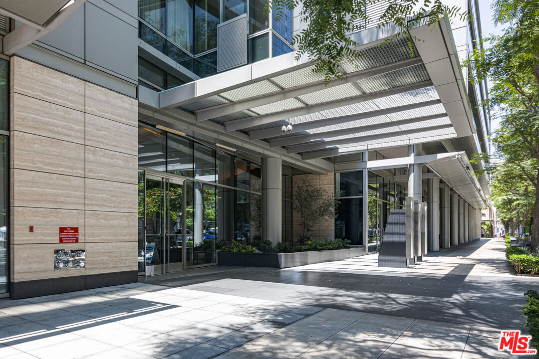 1155 S Grand Ave Unit: 419