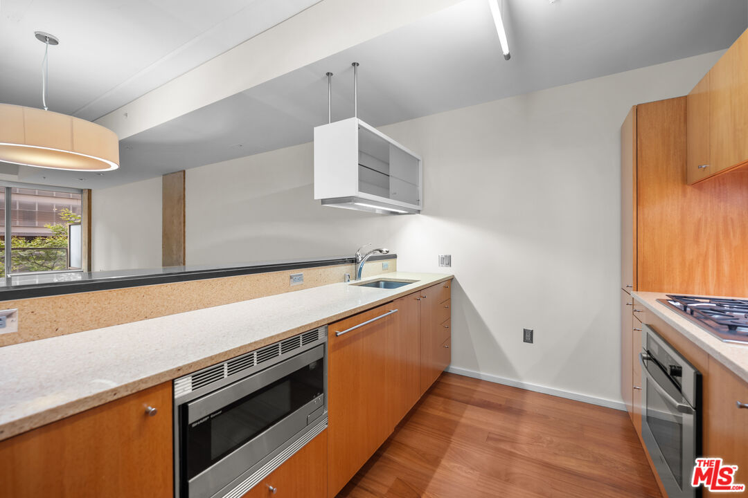 1155 S Grand Ave Unit: 419