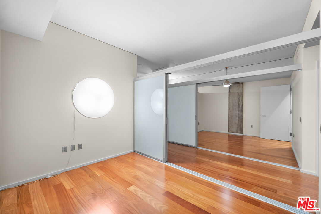 1155 S Grand Ave Unit: 419