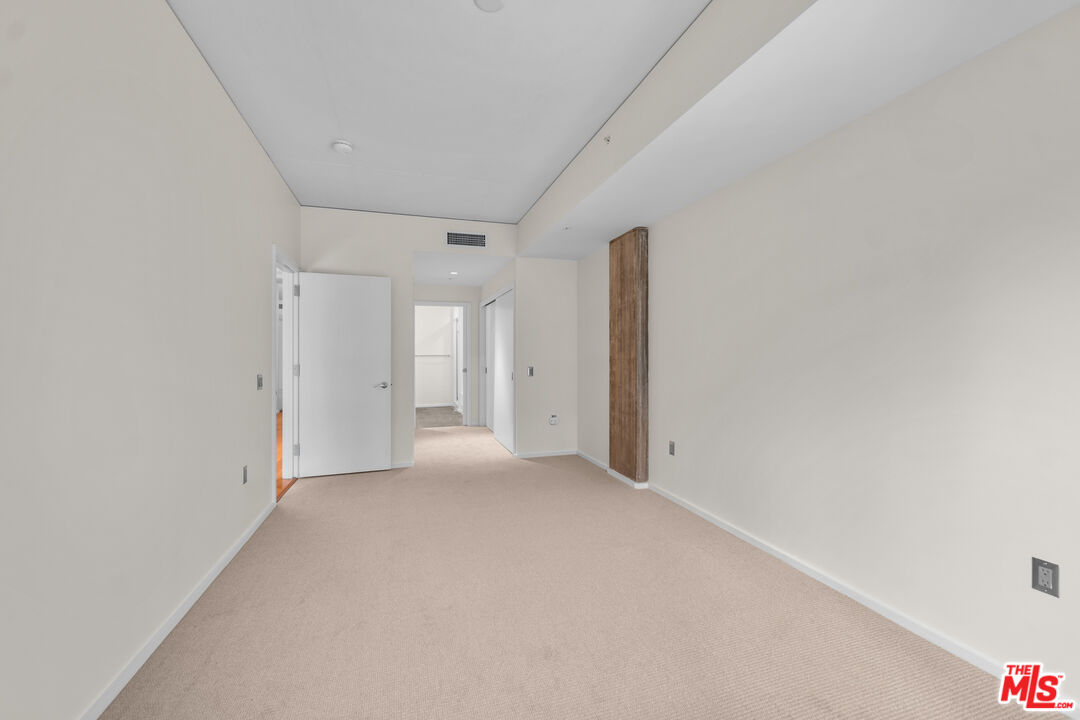 1155 S Grand Ave Unit: 419