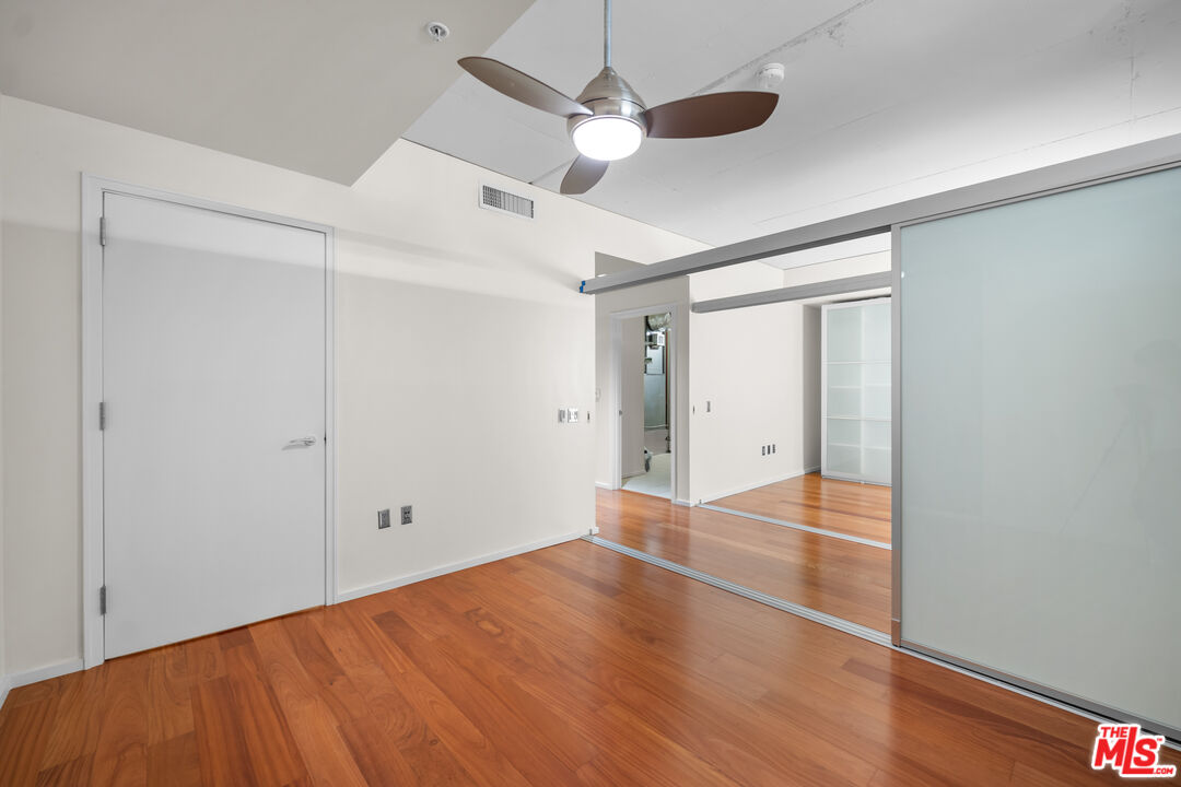 1155 S Grand Ave Unit: 419