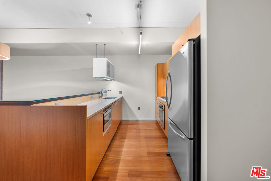 1155 S Grand Ave Unit: 419
