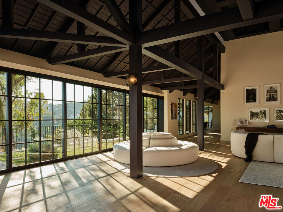 851 Strada Vecchia Rd