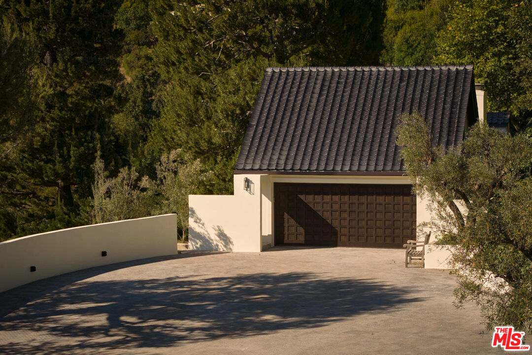 851 Strada Vecchia Rd