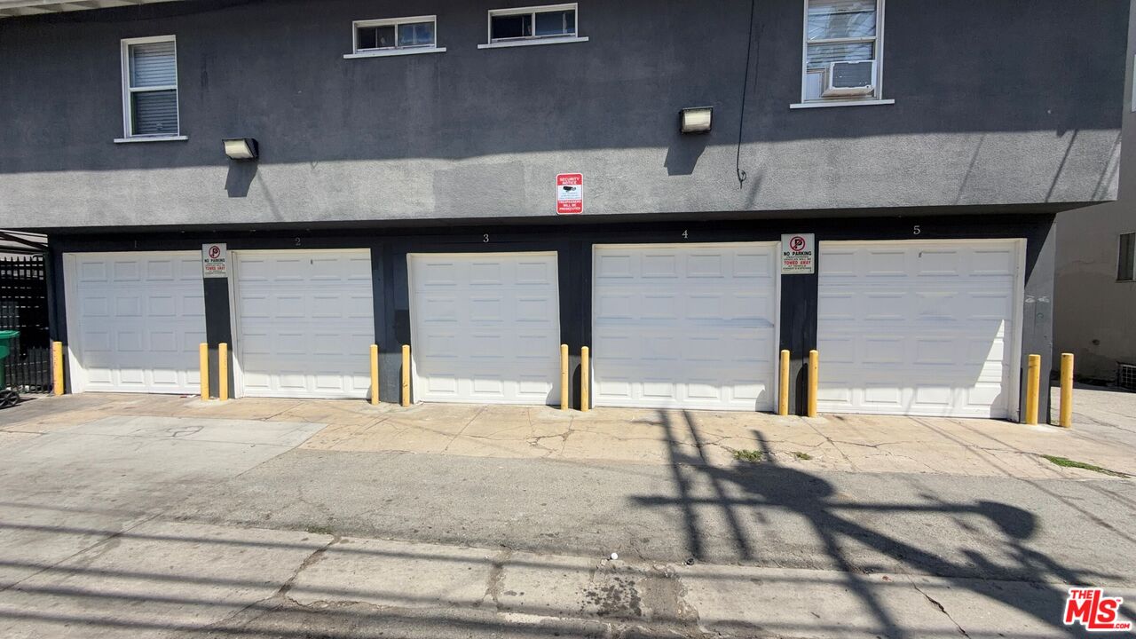 727 Olive Ave