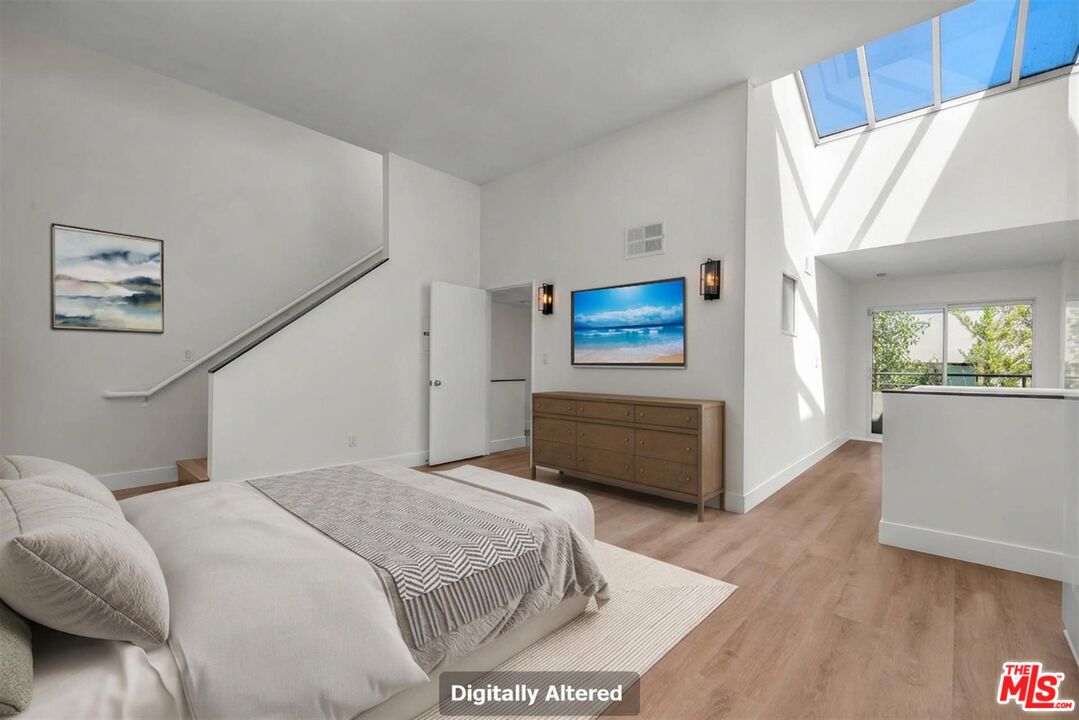 1735 Malcolm Ave Unit: H