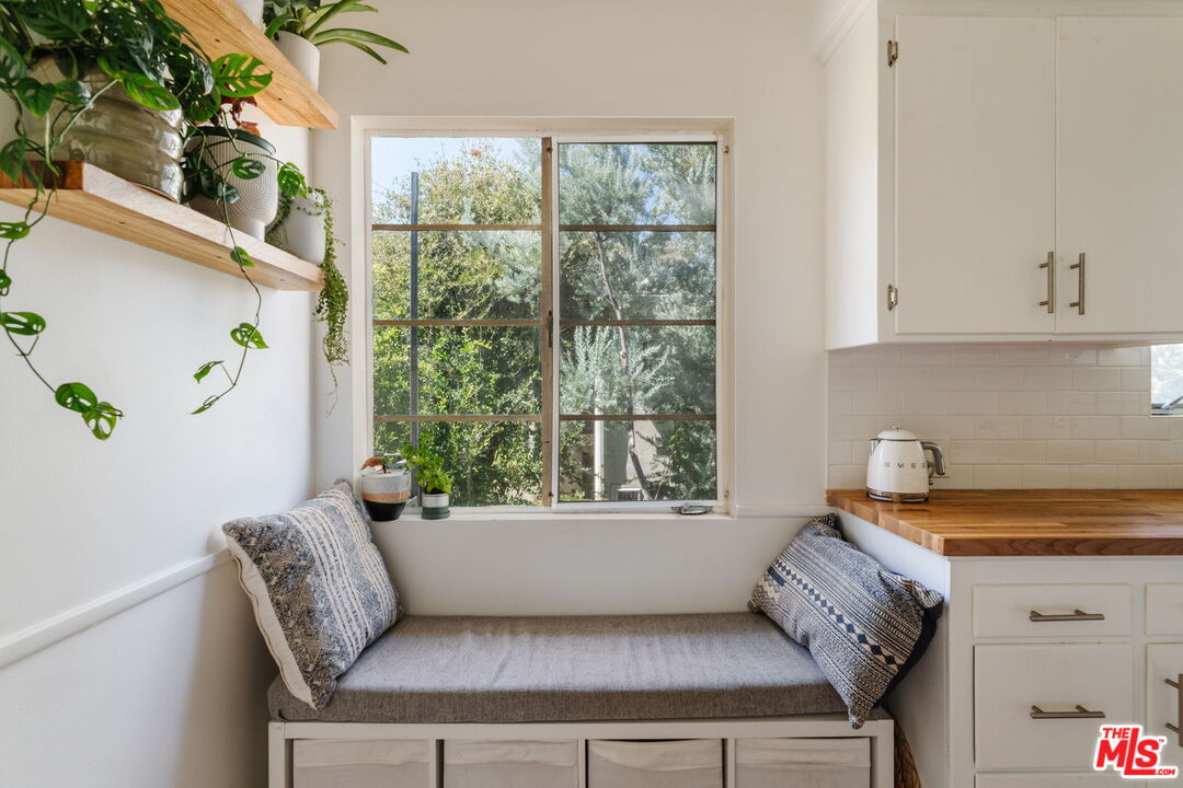 4501 Finley Ave Unit: 10