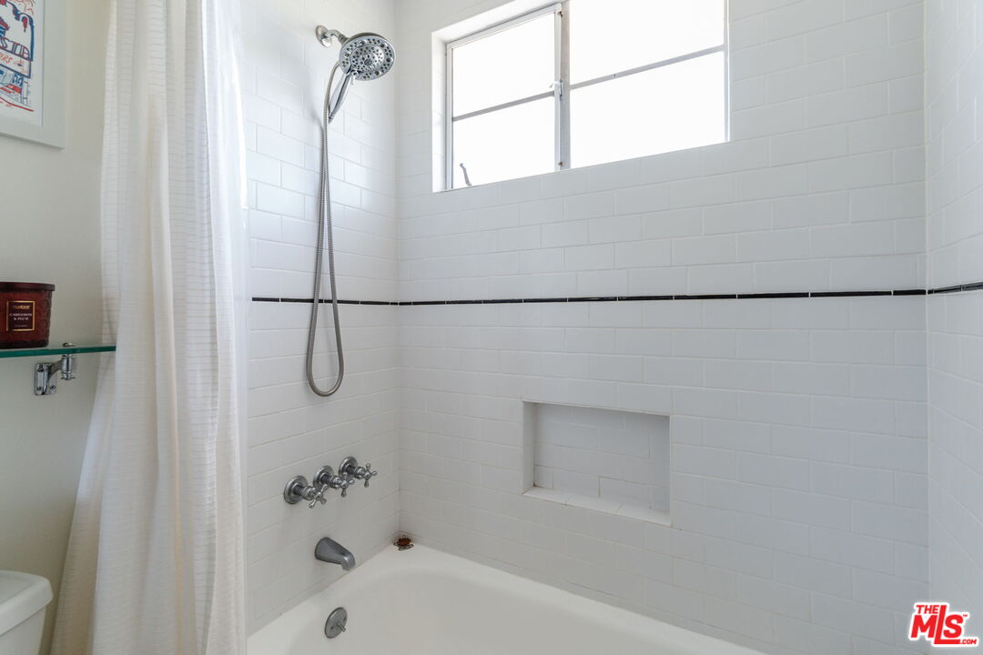4501 Finley Ave Unit: 10