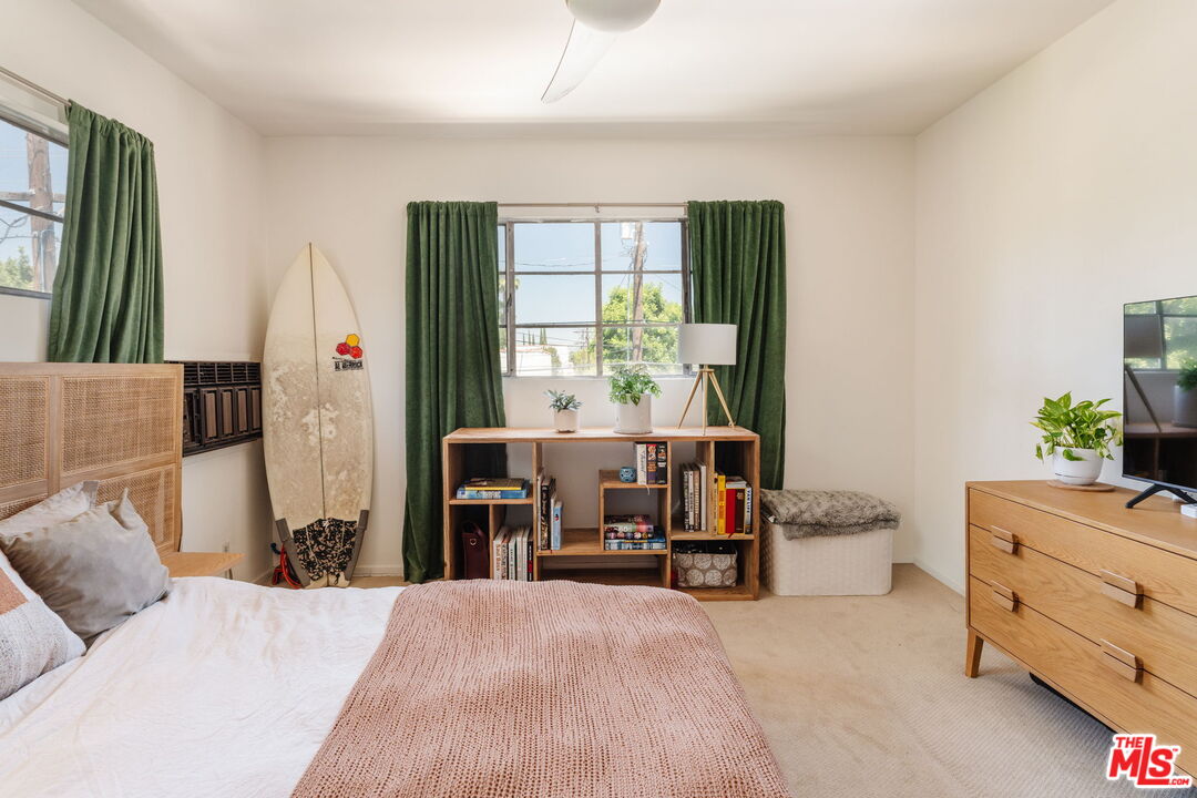 4501 Finley Ave Unit: 10