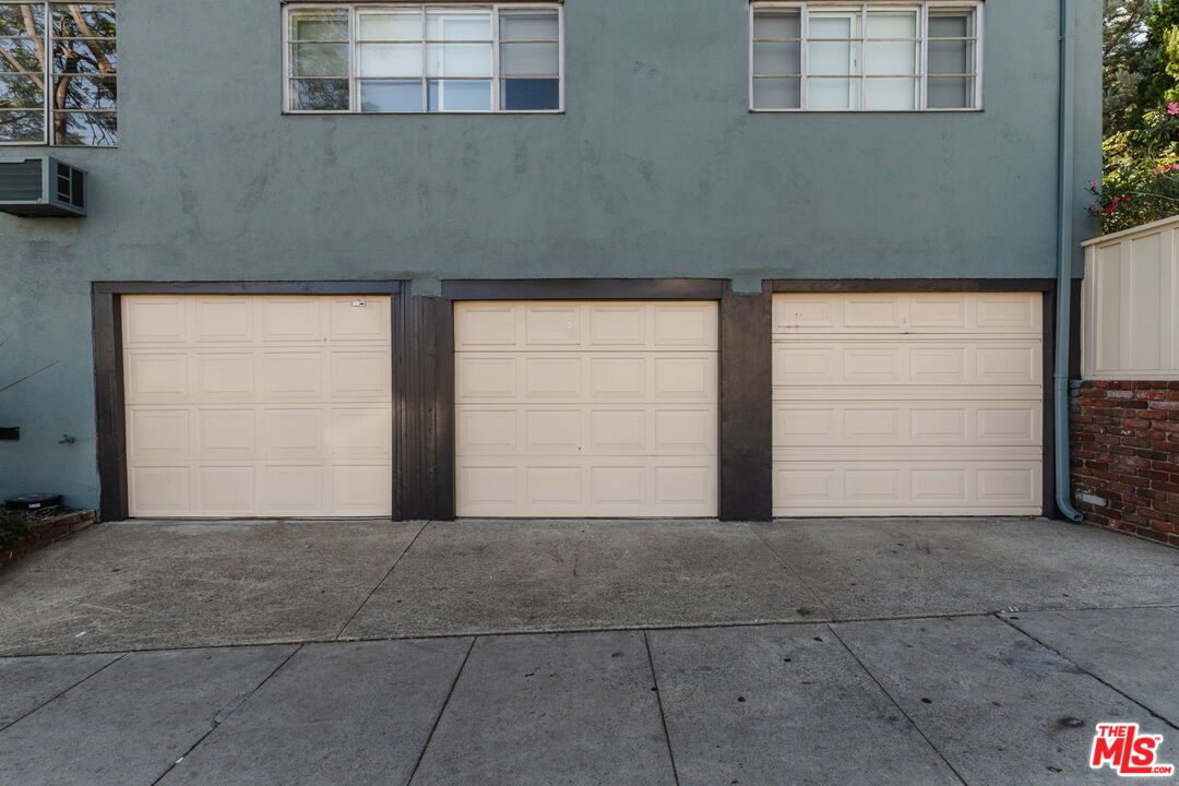 4501 Finley Ave Unit: 10
