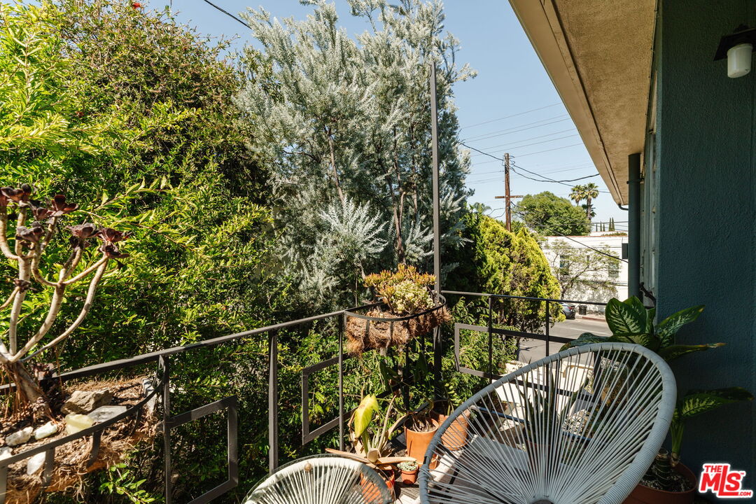 4501 Finley Ave Unit: 10