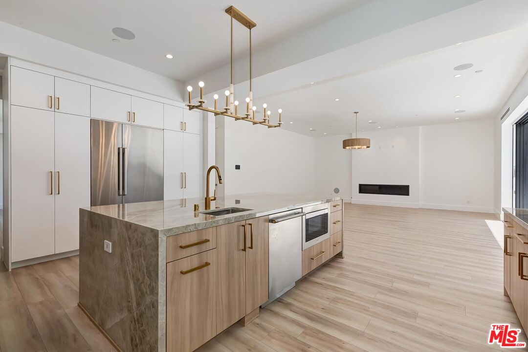 9224 Monte Mar Dr