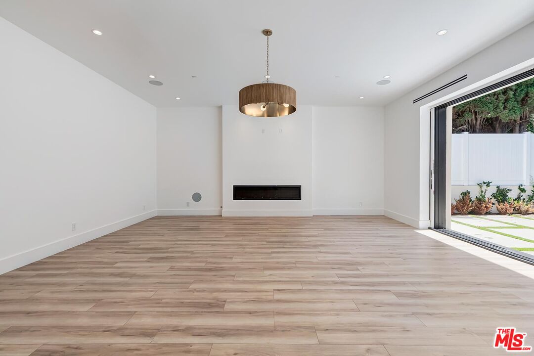 9224 Monte Mar Dr