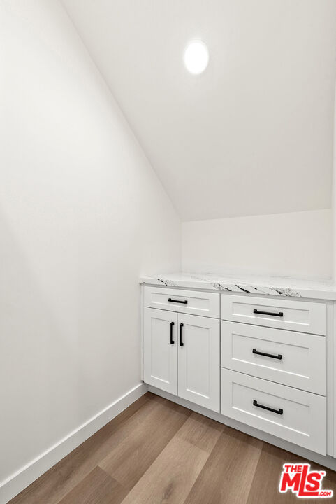 1305 Lucile Ave Unit: 1