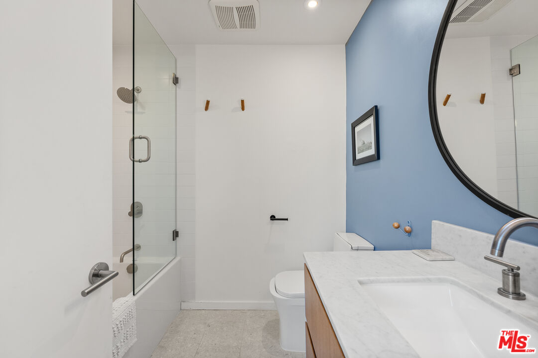 1930 Idaho Ave Unit: 3
