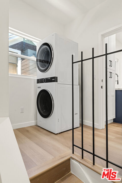 1305 Lucile Ave Unit: 3