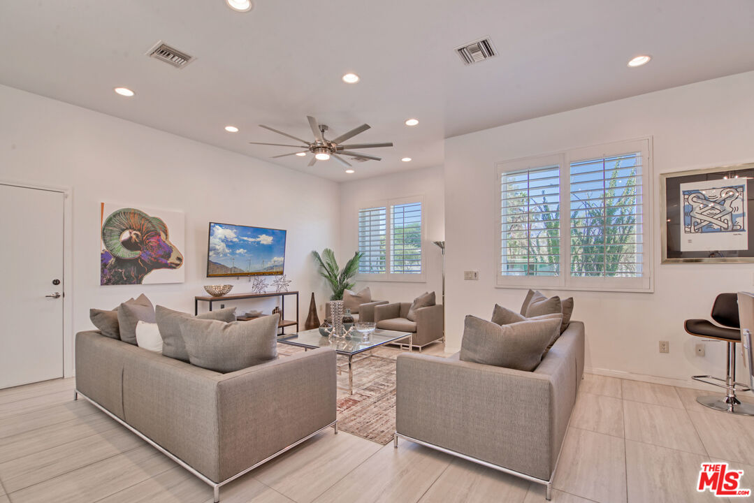 36422 Sandsal Cir