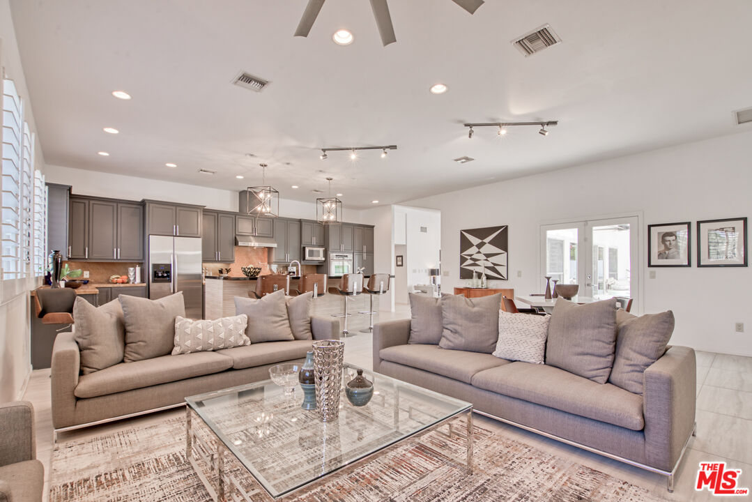 36422 Sandsal Cir