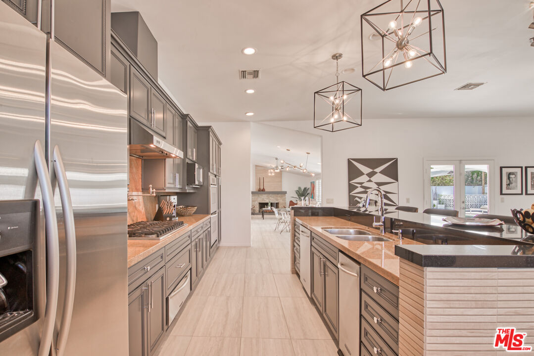 36422 Sandsal Cir